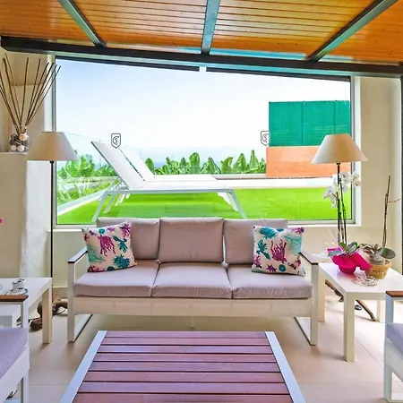 La Casa De Arriba Арукас